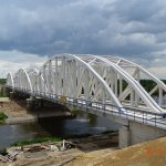 Budowa mostu przez rzekę Pilicę w ramach prac modernizacyjnych linii kolejowej nr 8 odcinek Warka – Radom
