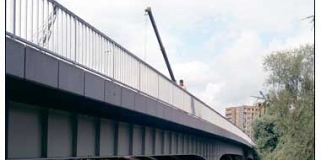 Most u Portu Praskiego w Warszawie